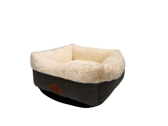 Ivory Box Bed (one size) Puppy or Cat Bed