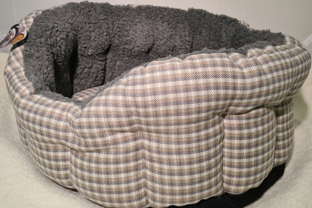 Snug and Cosy Softie Dog Bed - Grey